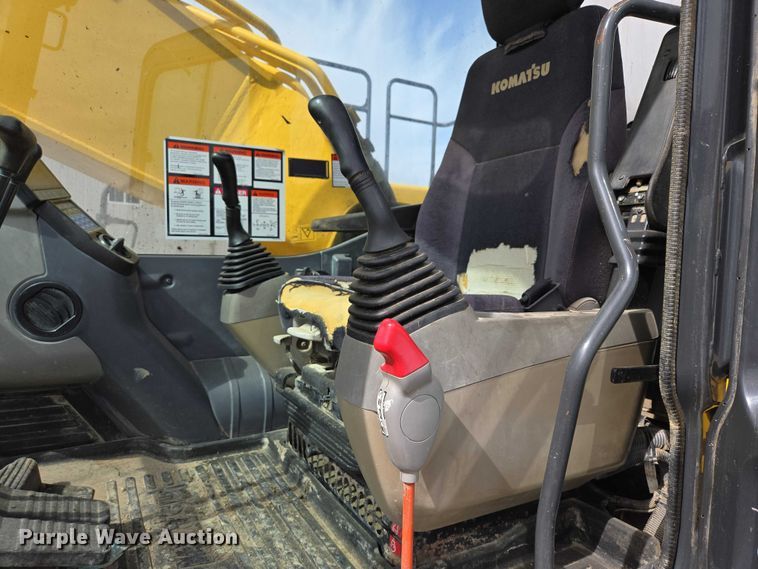 image for item EV5666 2013 Komatsu PC360LC-10 excavator