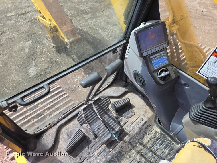 image for item EV5666 2013 Komatsu PC360LC-10 excavator