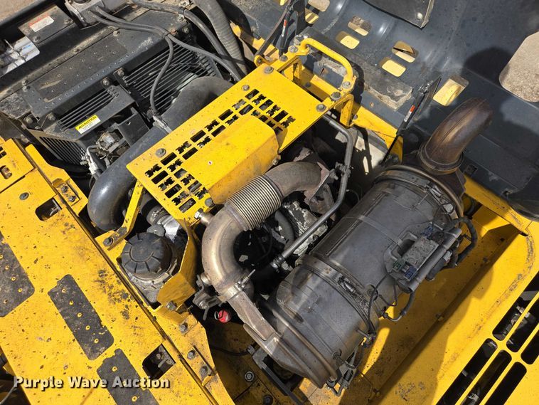 image for item EV5666 2013 Komatsu PC360LC-10 excavator