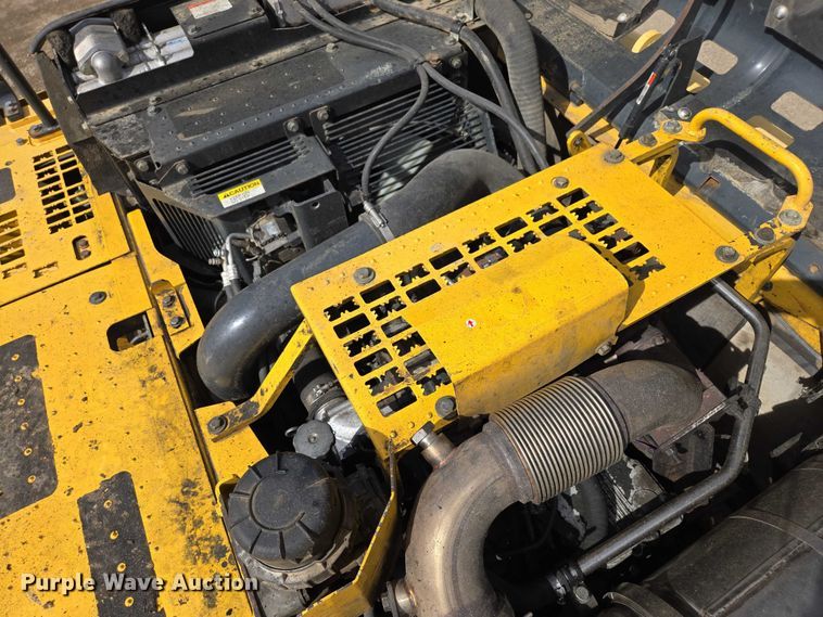 image for item EV5666 2013 Komatsu PC360LC-10 excavator