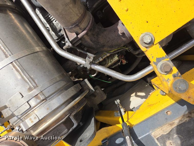 image for item EV5666 2013 Komatsu PC360LC-10 excavator