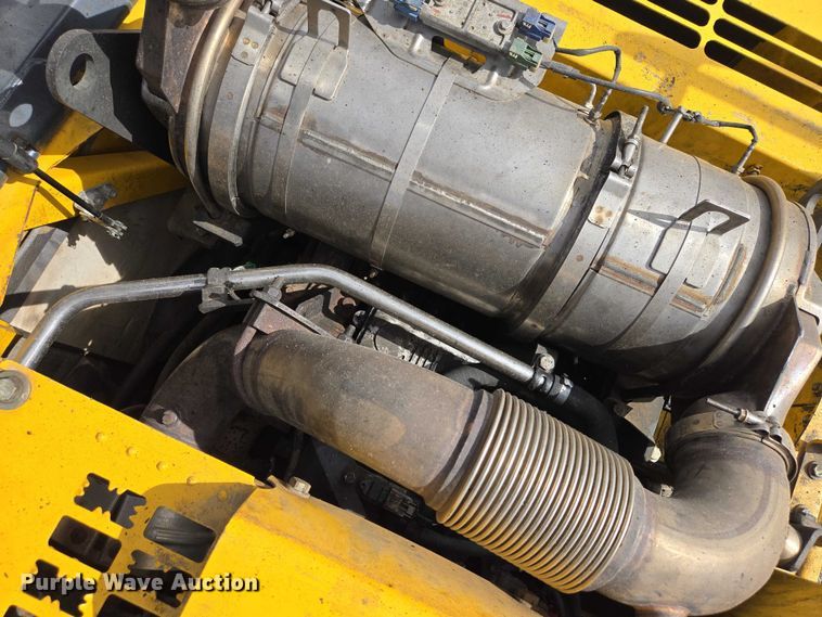 image for item EV5666 2013 Komatsu PC360LC-10 excavator