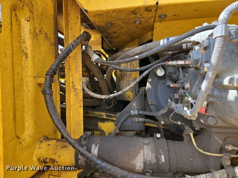 image for item EV5666 2013 Komatsu PC360LC-10 excavator