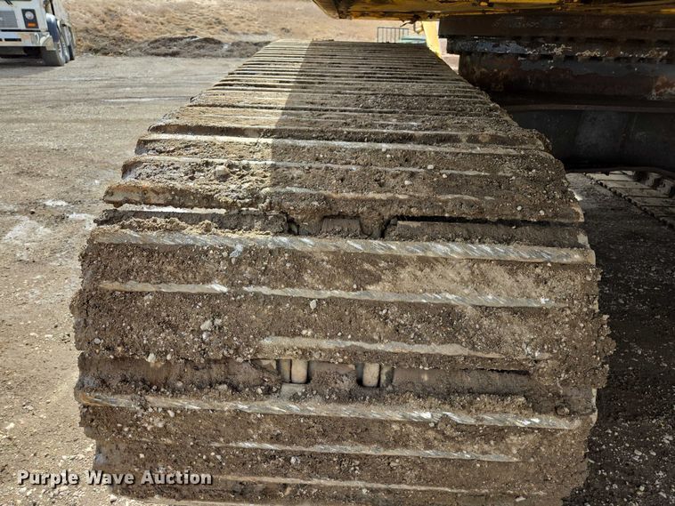 image for item EV5666 2013 Komatsu PC360LC-10 excavator