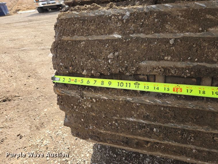 image for item EV5666 2013 Komatsu PC360LC-10 excavator