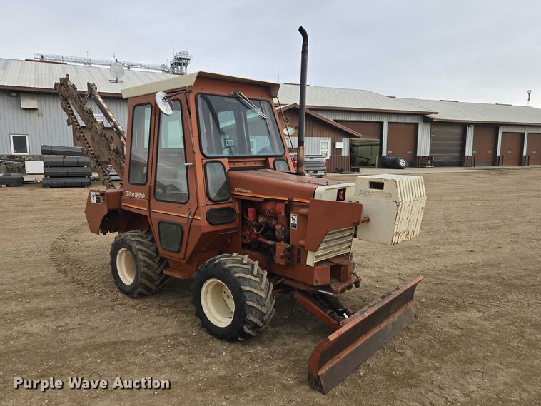 image for item EV5714 Ditch Witch 5010DD trencher