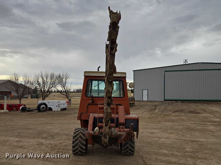 image for item EV5714 Ditch Witch 5010DD trencher