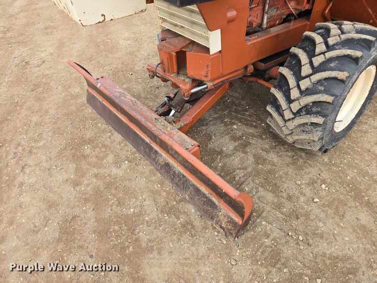 image for item EV5714 Ditch Witch 5010DD trencher