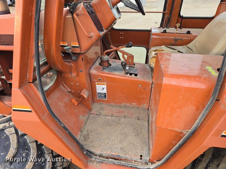 image for item EV5714 Ditch Witch 5010DD trencher