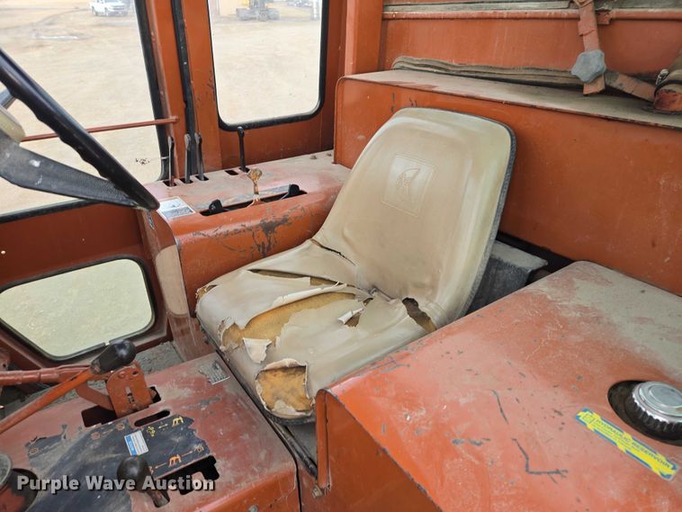 image for item EV5714 Ditch Witch 5010DD trencher