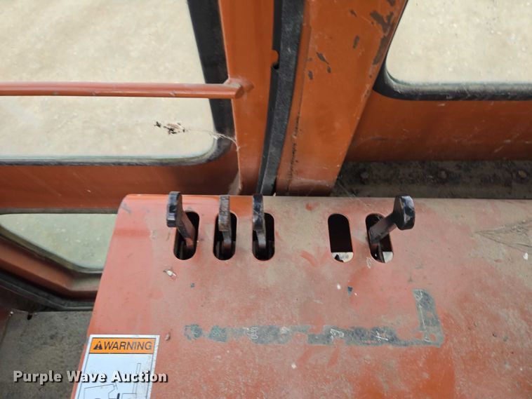 image for item EV5714 Ditch Witch 5010DD trencher