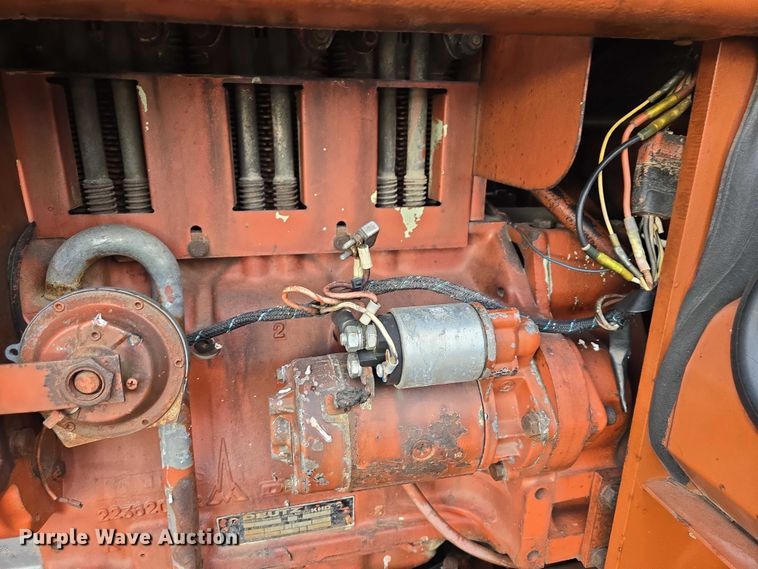 image for item EV5714 Ditch Witch 5010DD trencher