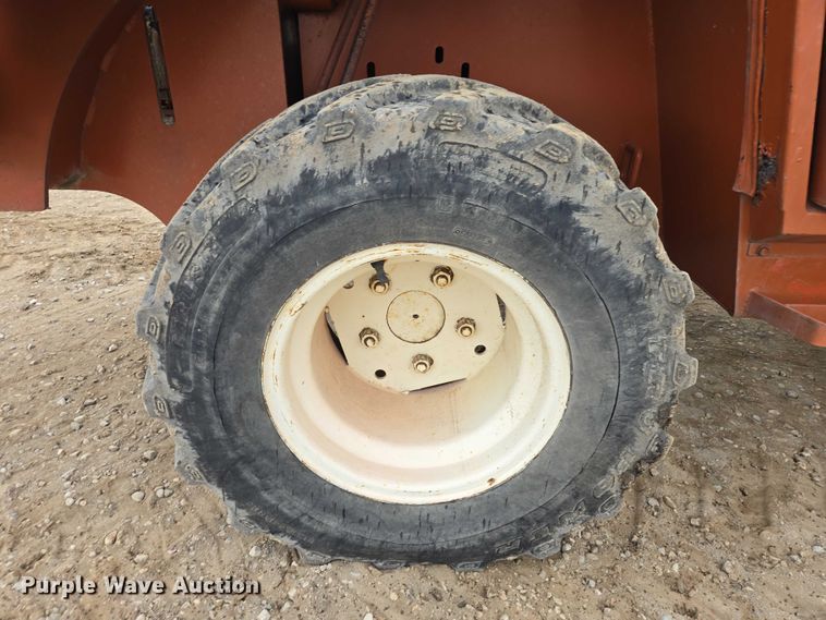 image for item EV5714 Ditch Witch 5010DD trencher