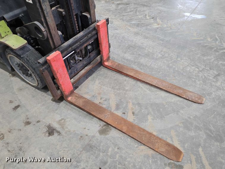 image for item EV5715 Clark C25C forklift