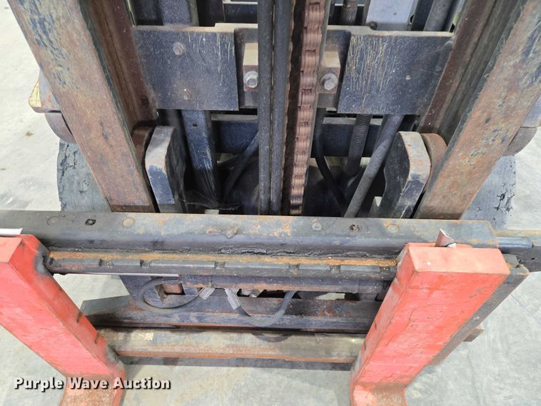 image for item EV5715 Clark C25C forklift