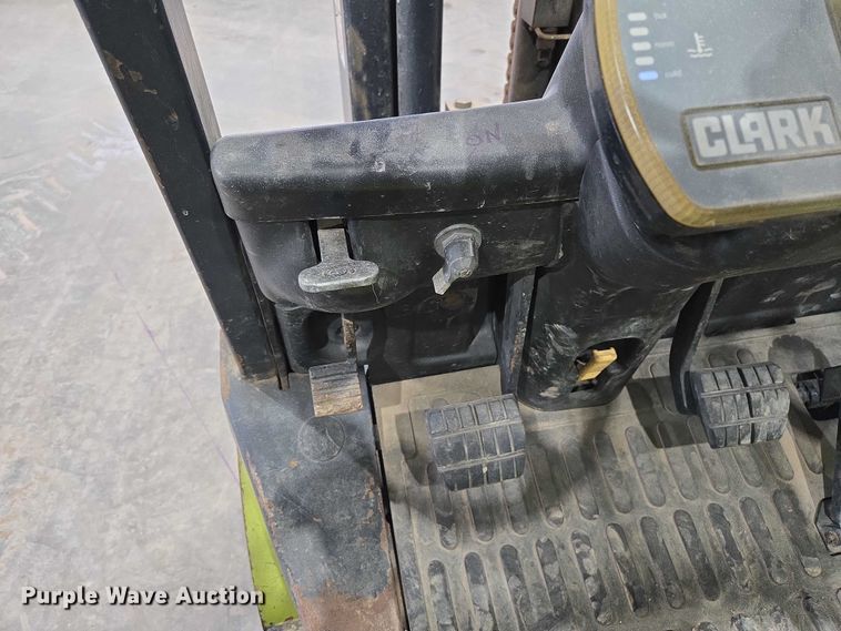 image for item EV5715 Clark C25C forklift