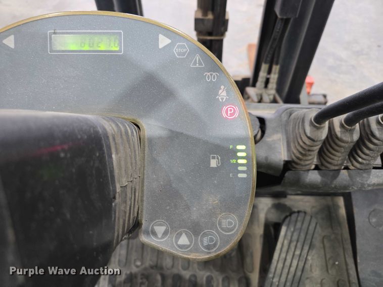 image for item EV5715 Clark C25C forklift