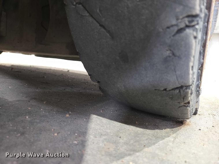 image for item EV5715 Clark C25C forklift