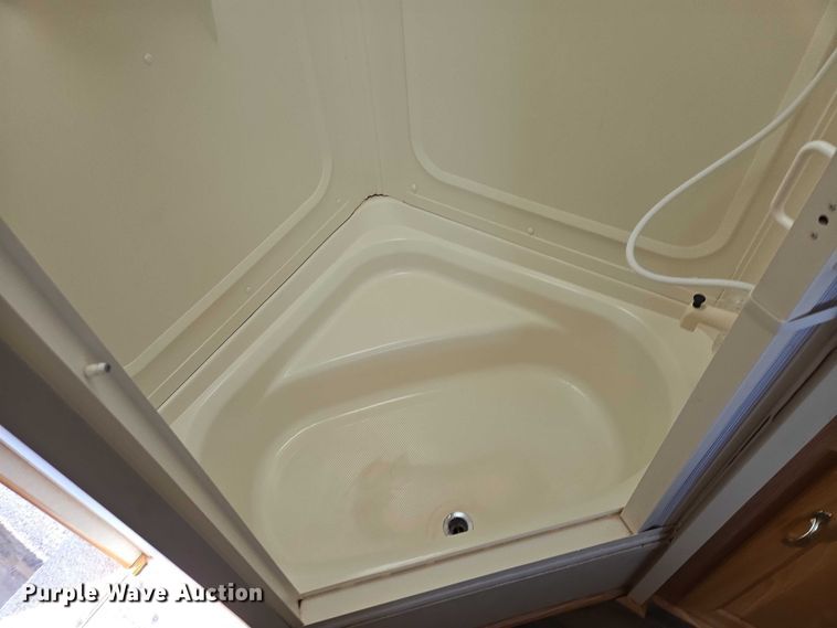 image for item EV5724 2003 Jayco Eagle 281RLS camper