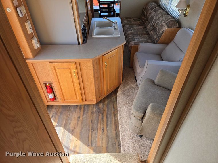 image for item EV5724 2003 Jayco Eagle 281RLS camper