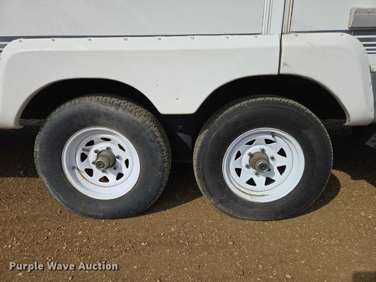 image for item EV5724 2003 Jayco Eagle 281RLS camper