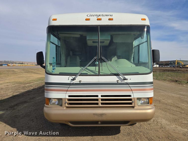 image for item EV5725 1999 Georgetown RV