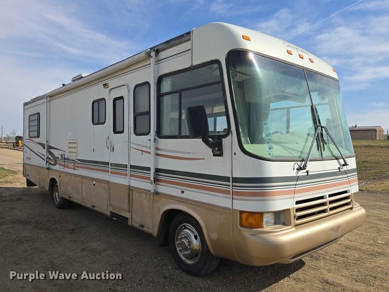 image for item EV5725 1999 Georgetown RV