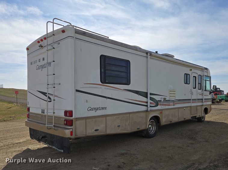 image for item EV5725 1999 Georgetown RV