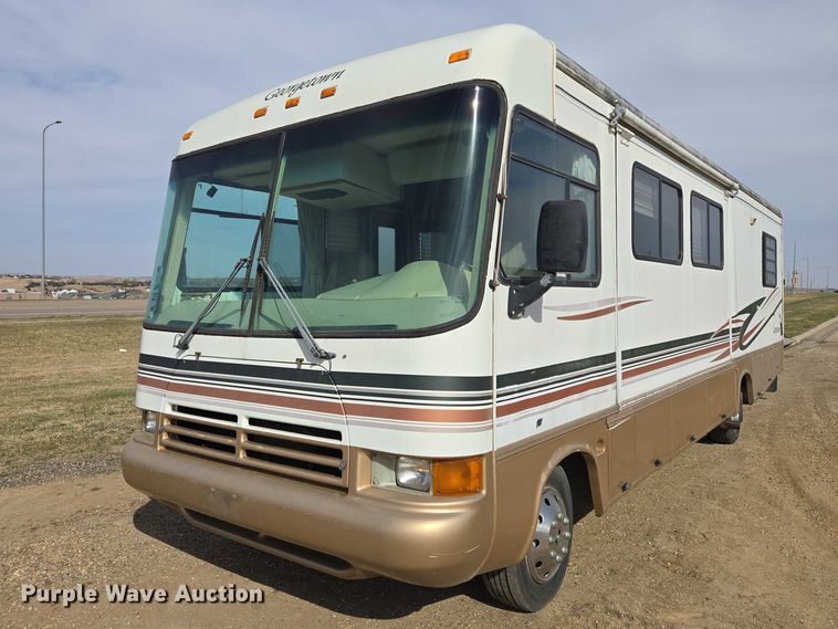image for item EV5725 1999 Georgetown RV