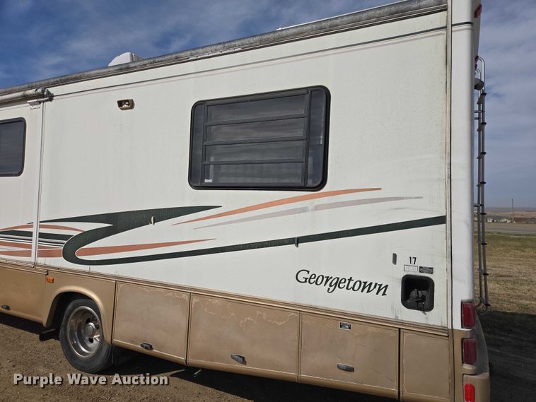 image for item EV5725 1999 Georgetown RV