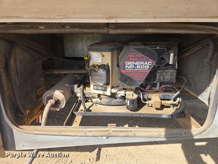 image for item EV5725 1999 Georgetown RV