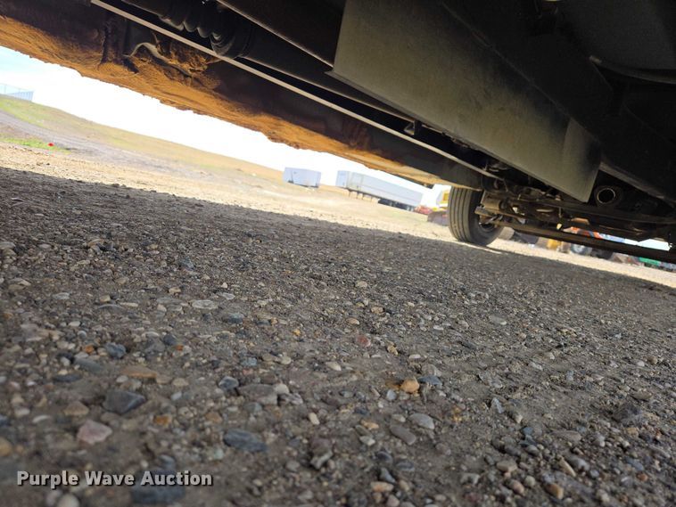 image for item EV5725 1999 Georgetown RV