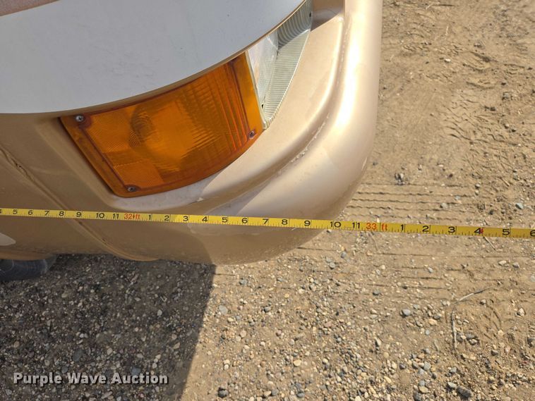 image for item EV5725 1999 Georgetown RV