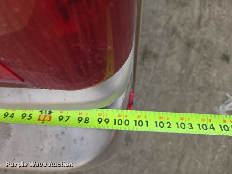 image for item EV5725 1999 Georgetown RV