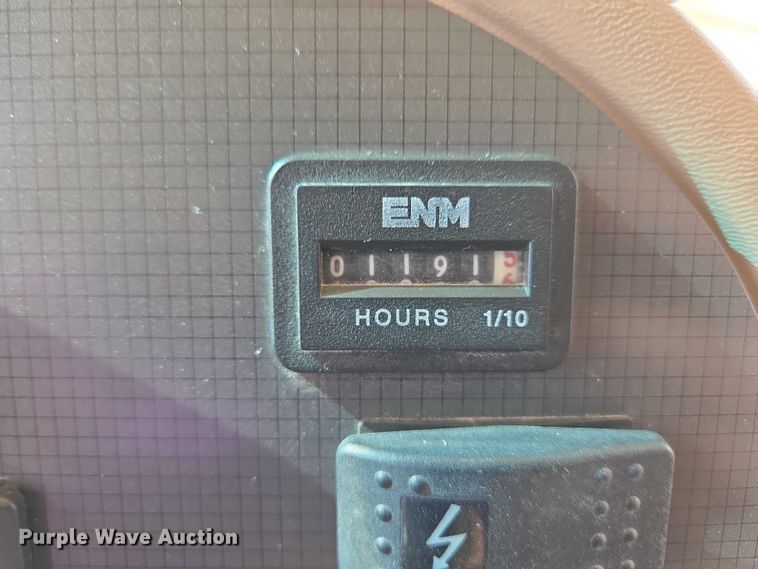 image for item EV5725 1999 Georgetown RV