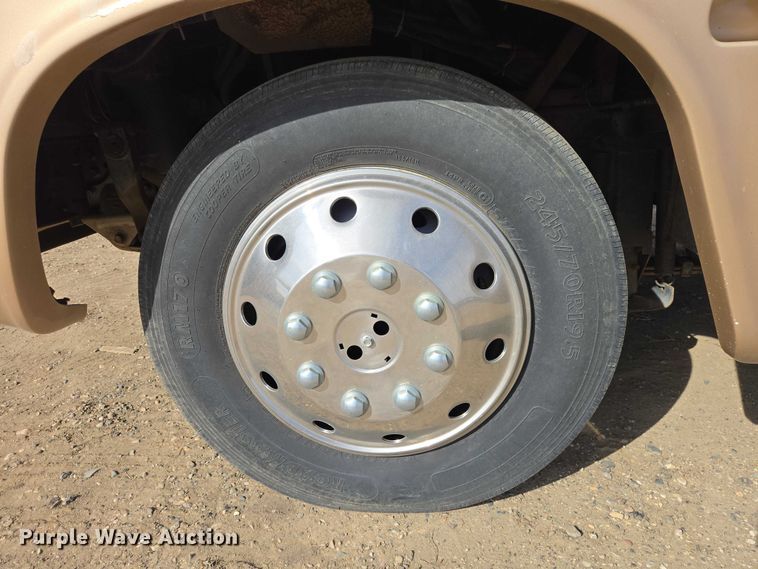 image for item EV5725 1999 Georgetown RV