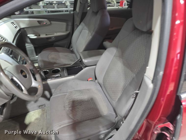 image for item EV5726 2010 Chevrolet Traverse SUV