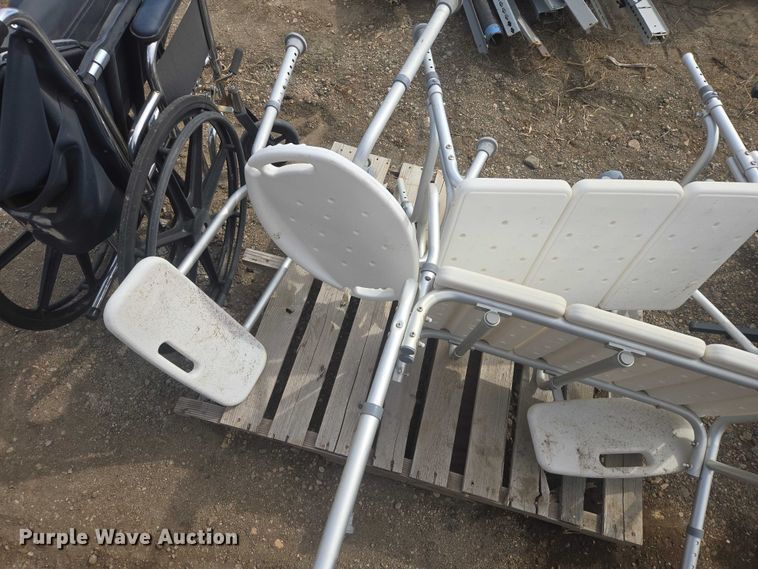 image for item EV5727 Assorted chairs