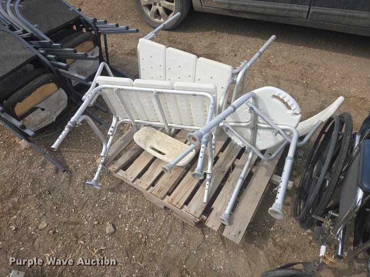 image for item EV5727 Assorted chairs