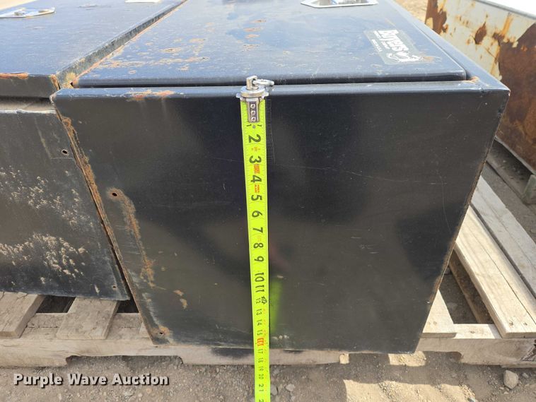 image for item EV5735 (4) truck toolboxes