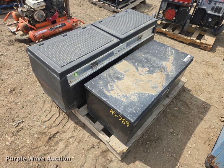 image for item EV5736 (2) toolboxes