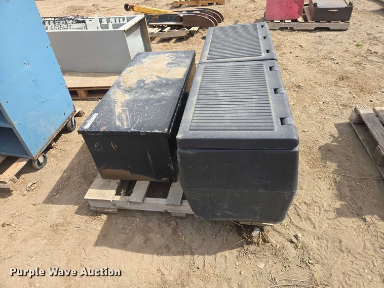 image for item EV5736 (2) toolboxes