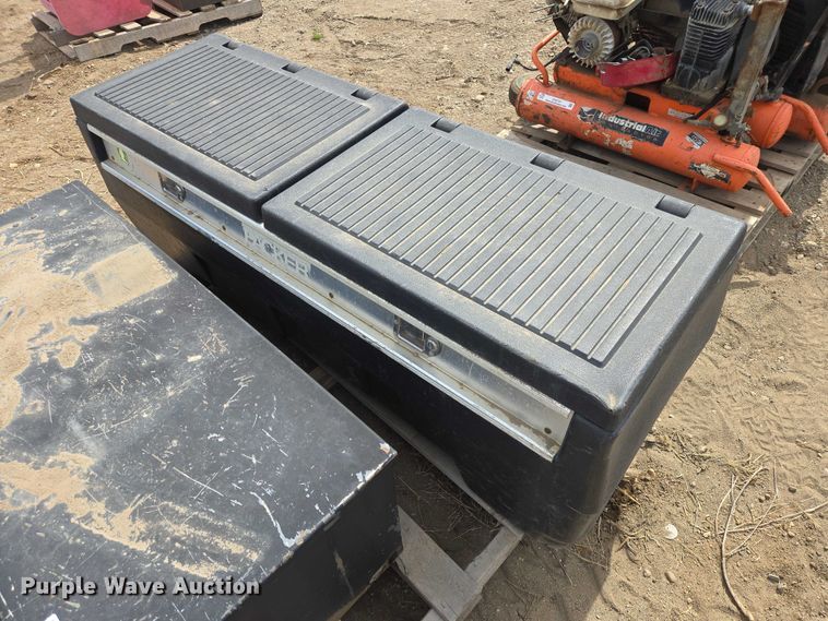 image for item EV5736 (2) toolboxes