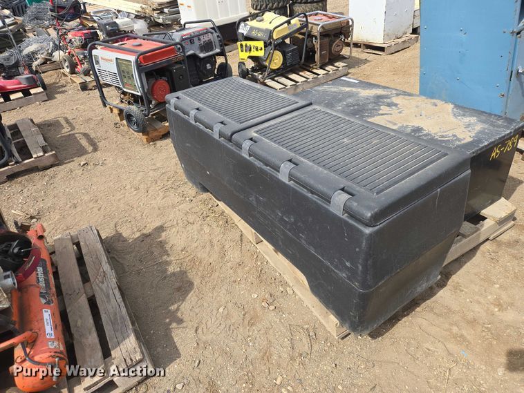 image for item EV5736 (2) toolboxes