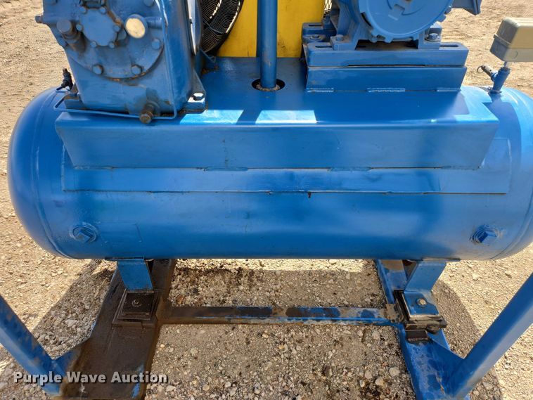 image for item EV5741 Curtis Manufacturing air compressor