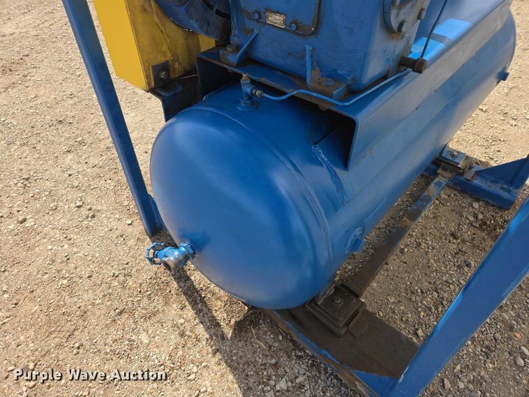 image for item EV5741 Curtis Manufacturing air compressor