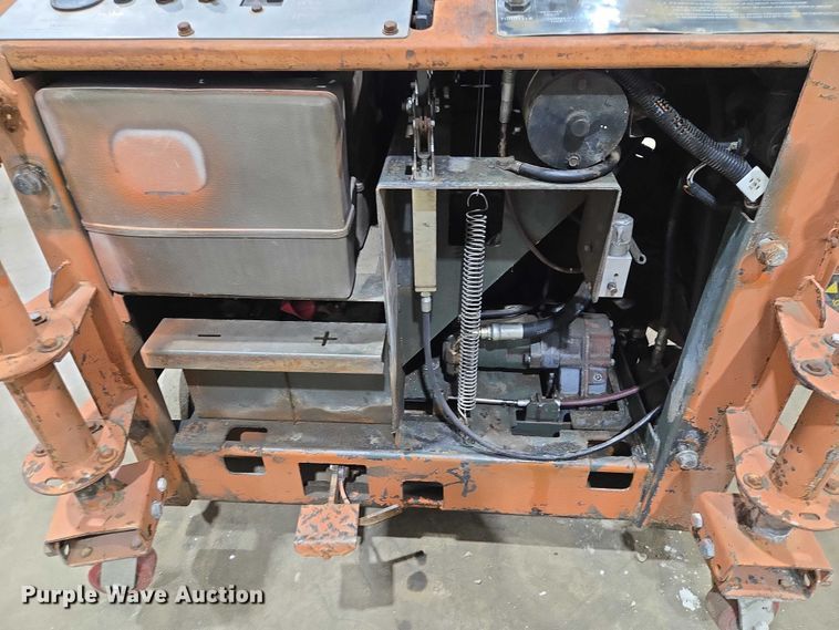 image for item EV5742 1994 Miller RRR70D concrete saw