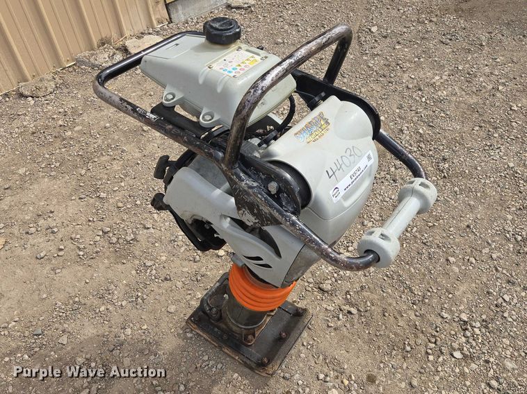 image for item EV5743 Mikasa MTX-60HD plate compactor