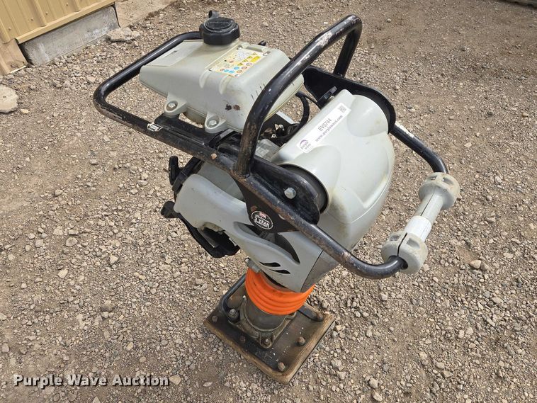 image for item EV5744 Mikasa MTX-60HD plate compactor