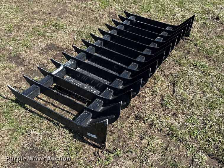 image for item EV7554 Skid steer root rake